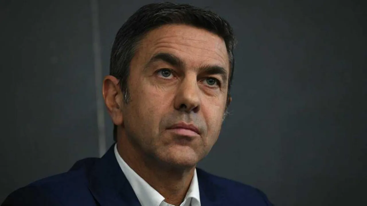 Alessandro Costacurta: Memecat Paolo Maldini Kesalahan Terbesar Milan