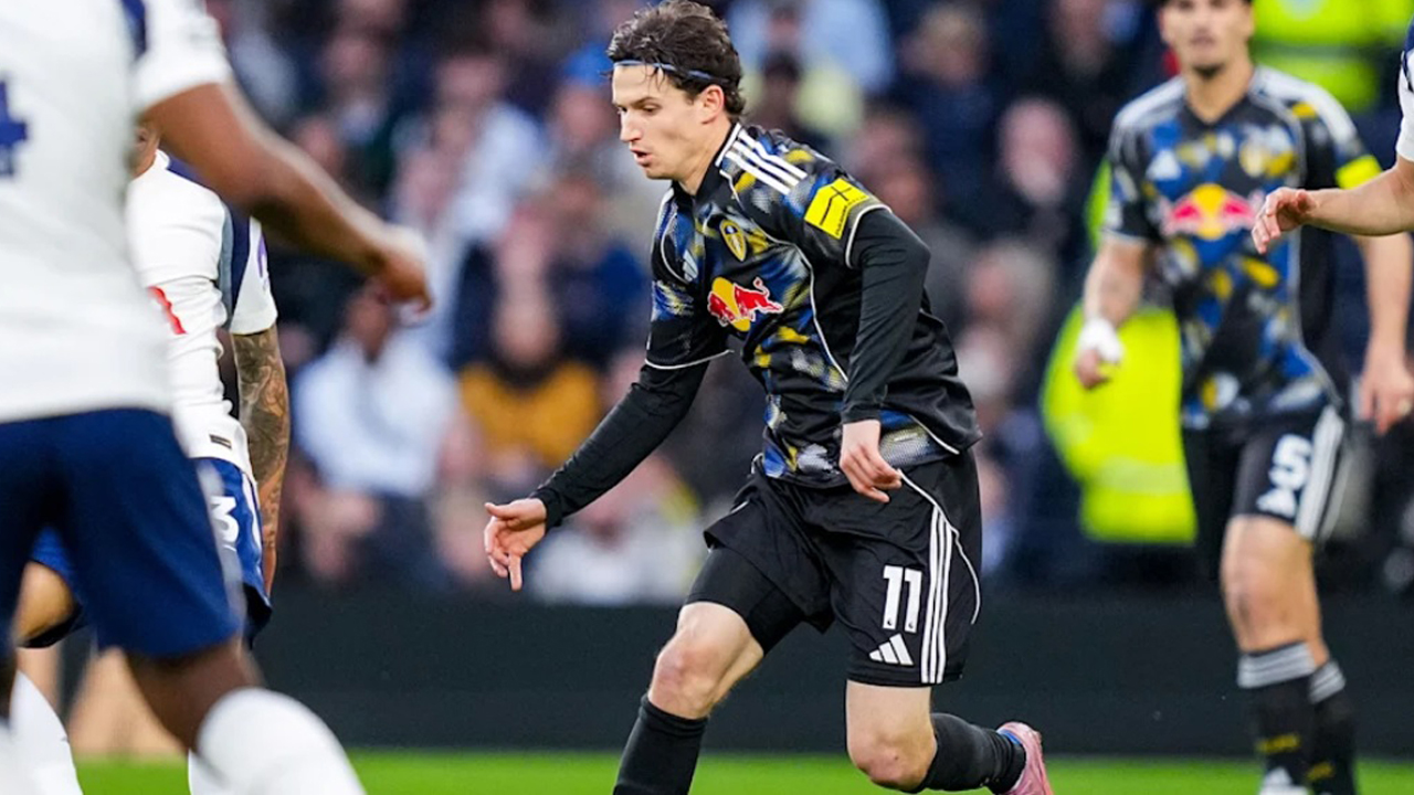 Brenden Aaronson Bangga Leeds Tetap Ngotot Meski Sudah Aman dari Degradasi