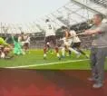 Carragher: Gol West Ham Kontroversial, Keputusan VAR Tepat