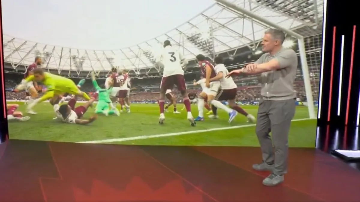 Carragher: Gol West Ham Kontroversial, Keputusan VAR Tepat - sumber: (footballlondon)