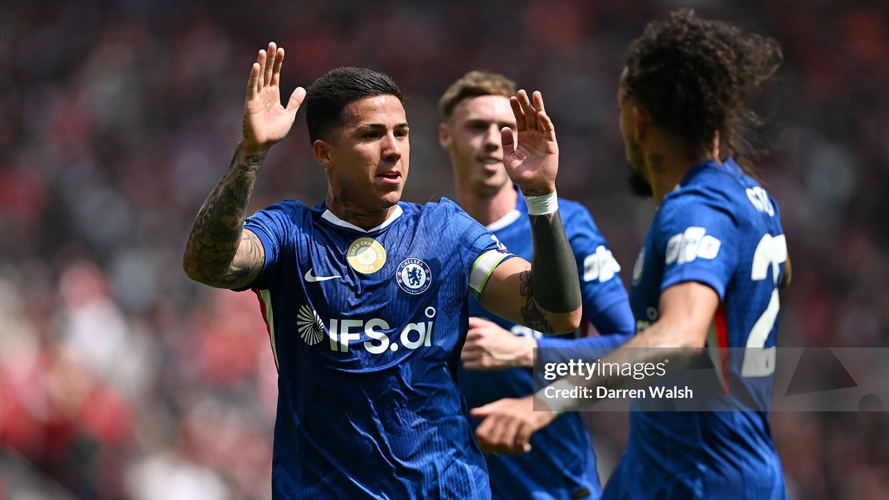 Chelsea Siapkan Kontrak Baru untuk Enzo Fernandez