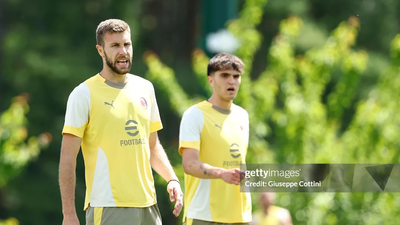 Strahinja Pavlovic masuk radar Crystal Palace untuk musim panas