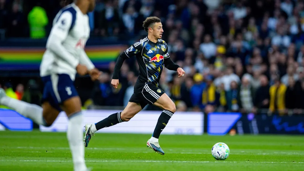 Ethan Ampadu Bangga dengan Daya Juang Leeds United di Kandang Spurs