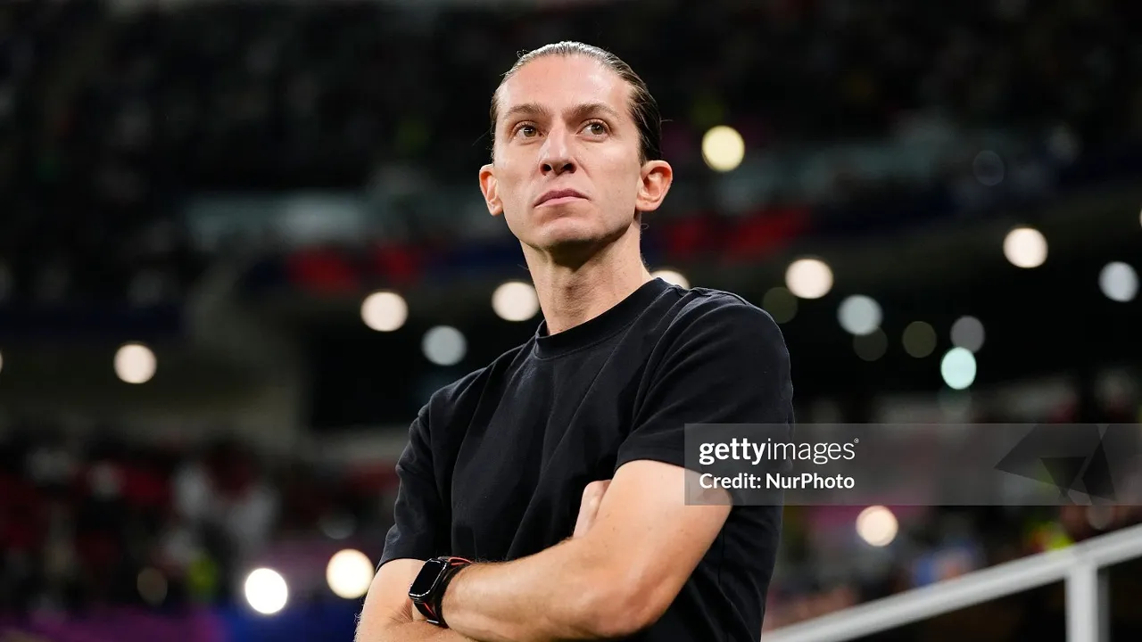 Filipe Luis masuk radar Fulham pengganti Marco Silva
