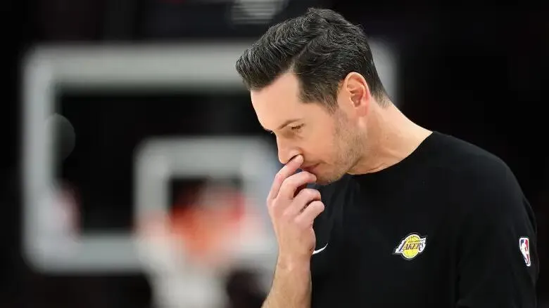 JJ Redick Tersentuh Usai Lakers Gugur Lawan Thunder - sumber: (mainbasket)