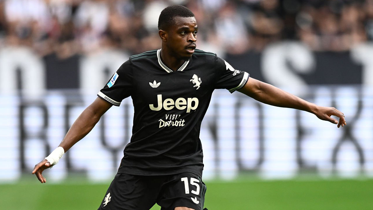MU Mengintai, Juventus Siapkan Kontrak Baru Bagi Pierre Kalulu