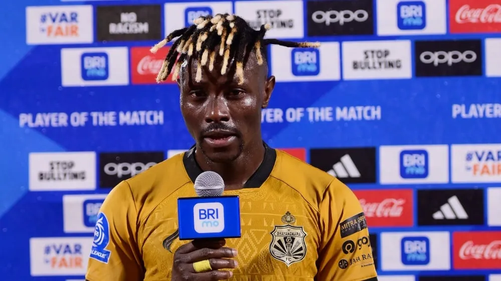 Sidibe Tetap Rendah Hati Setelah Menjadi Pahlawan Kemenangan Bhayangkara FC - sumber: (ileagueid)