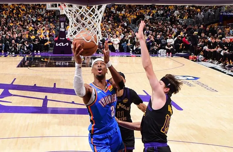 Thunder Sapu Lakers, Akhiri Perjuangan LeBron di Playoff - sumber: (mainbasket)