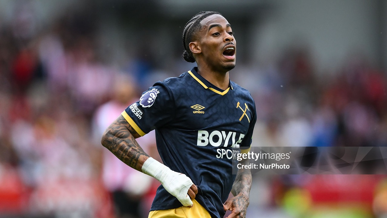 West Ham United Siap Lepas Crysencio Summerville di Musim Panas