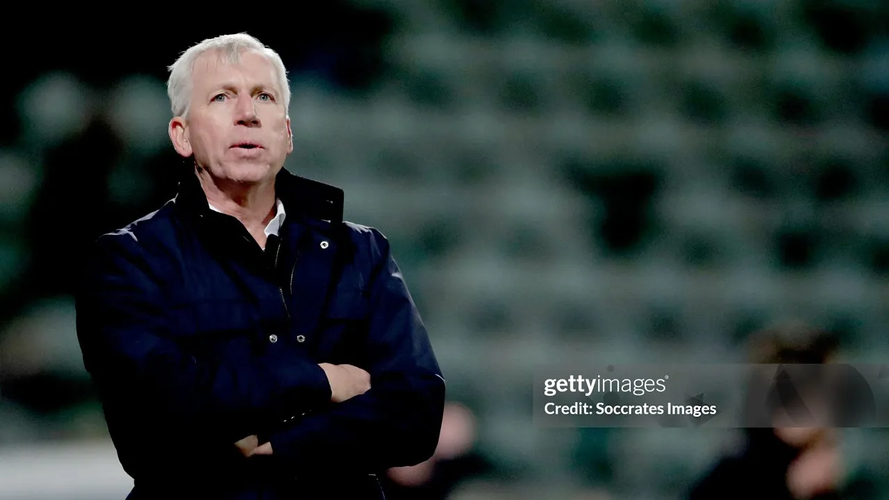 Alan Pardew nilai Eddie Howe alami masalah serupa di Newcastle