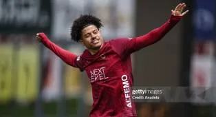 Aston Villa Tingkatkan Perburuan Gelandang Galatasaray, Gabriel Sara
