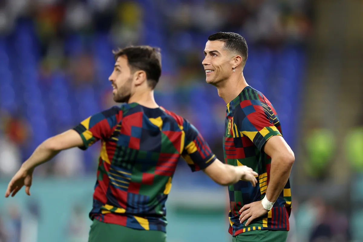 Bernardo Silva Hubungi Ronaldo Demi Rencana Pindah ke Juventus - sumber: (footballitalia)