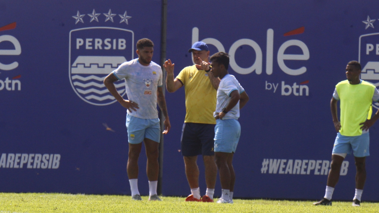 Bojan Hodak: Atmosfer Tim Bagus, Persib Fokus Hadapi PSM