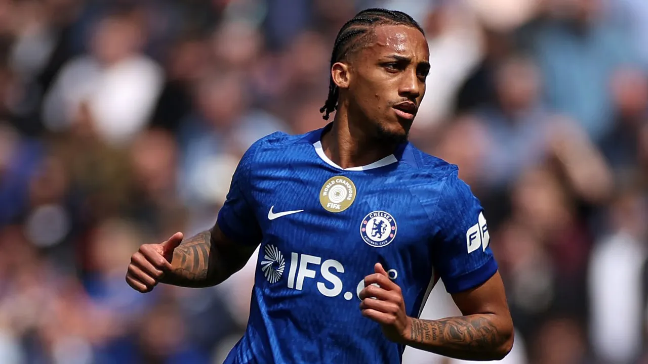 Chelsea Tegas Tak Mau Lepas Joao Pedro, Barcelona Dipaksa Cari Opsi Lain
