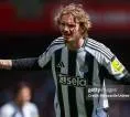 Don Hutchison Desak Newcastle United Jual Nick Woltemade