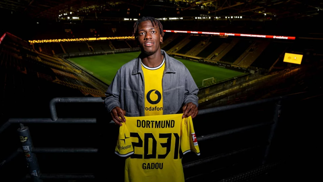 Joane Gadou Tak Sabar Bermain di Stadion Dortmund, Signal Iduna Park