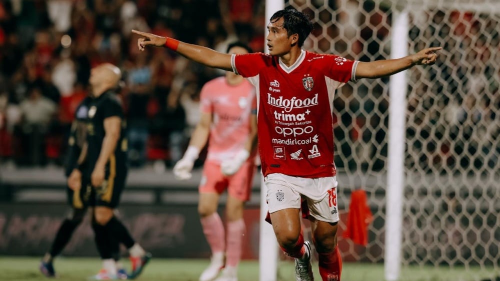 Johnny Jansen Puji Sportivitas dan Semangat Juang Bali United