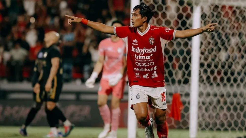 Johnny Jansen Puji Sportivitas dan Semangat Juang Bali United - sumber: (ileagueid)