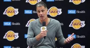 Lakers Fokus Pertahankan Austin Reaves Musim Depan