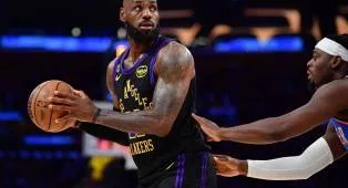 LeBron James Pertimbangkan Lanjut Bermain Musim ke-24