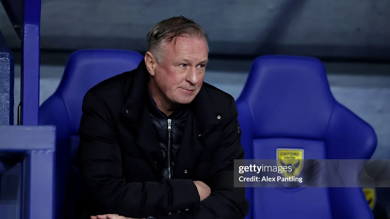 Michael O'Neill tetap memilih melatih Irlandia Utara