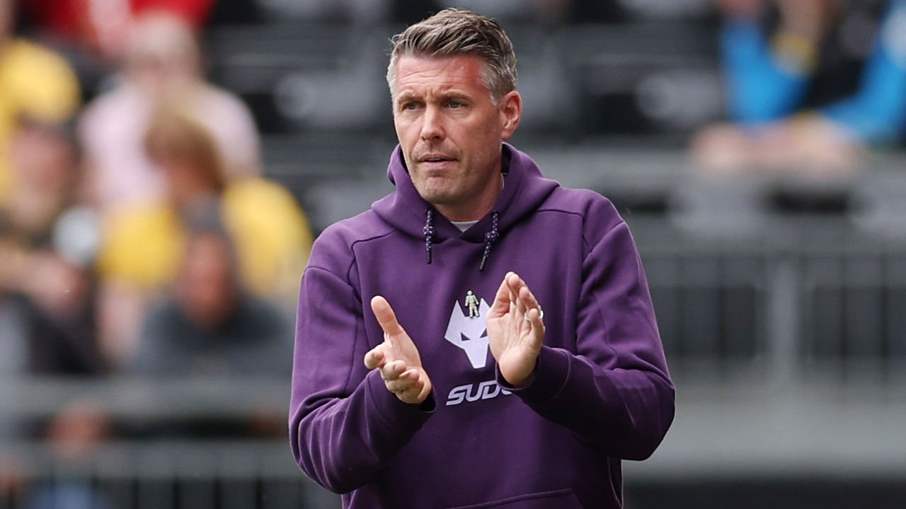 Situasi Panas di Wolves, Dukungan untuk Rob Edwards Mulai Luntur