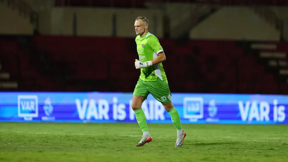 Sonny Stevens Bertekad Gantung Sepatu di Dewa United Setelah Cetak 100 Penampilan - sumber: (ileagueid)