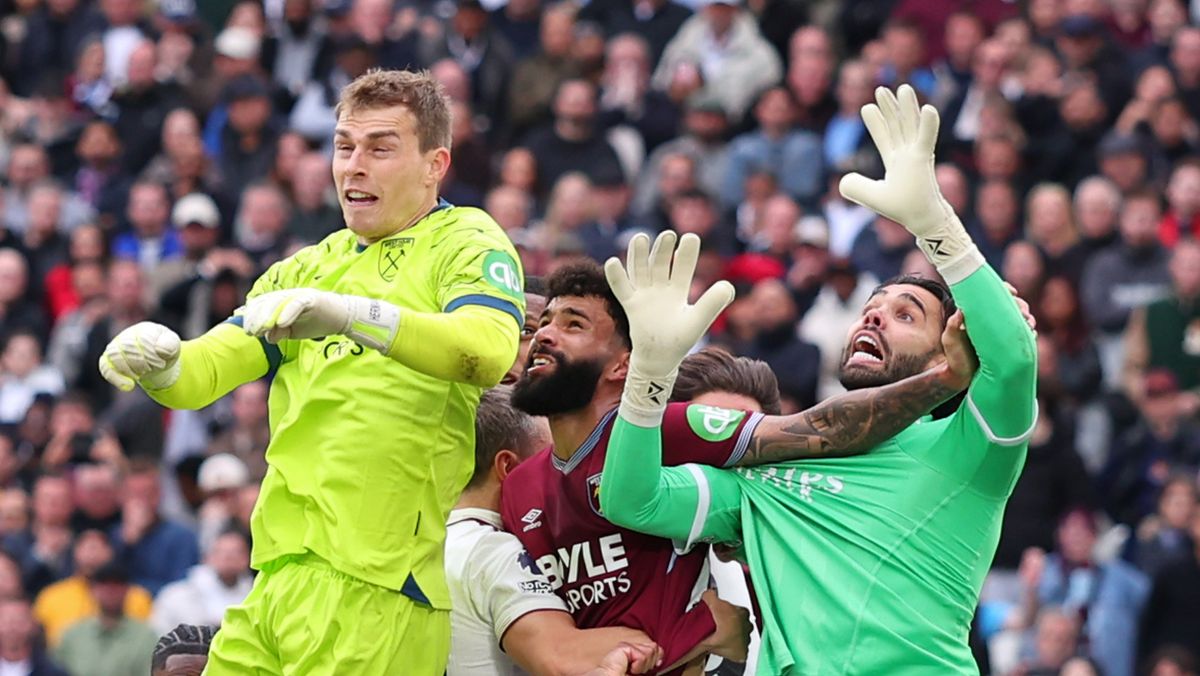VAR Batalkan Gol West Ham di Menit Akhir Lawan Arsenal