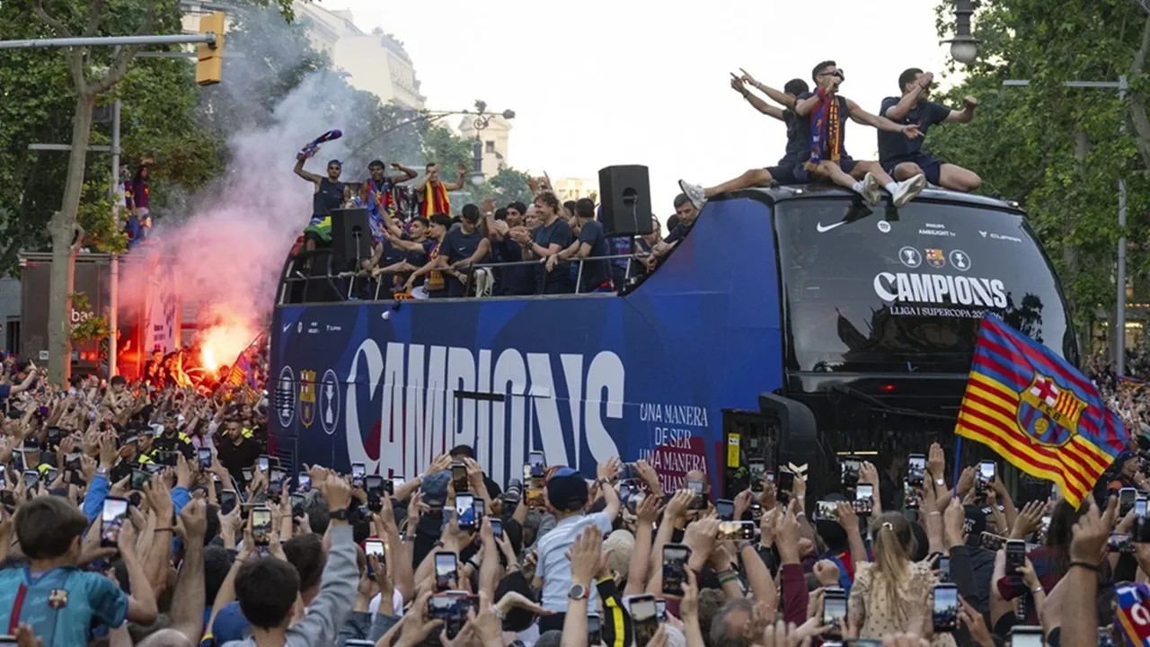 Wesley Sneijder Kritik Barcelona: Mereka Tidak Pernah Juara Liga Champions
