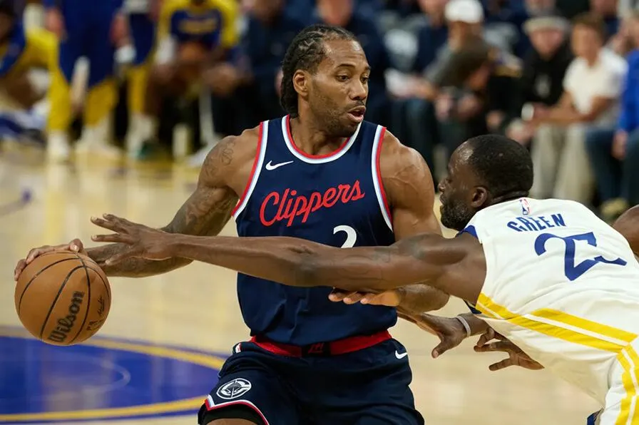 Draymond Green Sarankan Clippers Tukar Kawhi Leonard ke Warriors - sumber: (mainbasket)