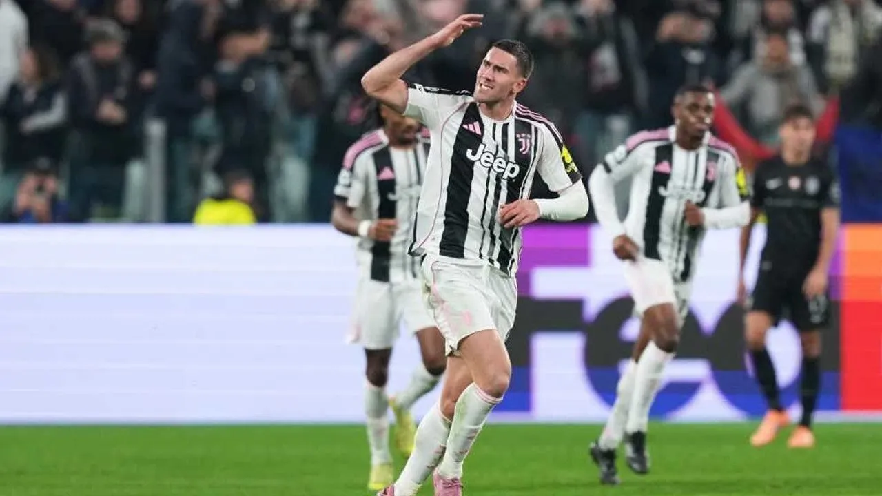 Dusan Vlahovic Ditawarkan ke Klub Elite Eropa, AC Milan Mengintai