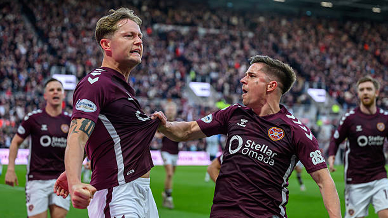 Jika Tak Kalah dari Celtic, Hearts Berpeluang Cetak Sejarah di Celtic Park