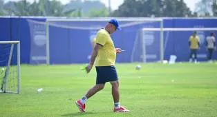 Kabar Duka, Ibu Pelatih Persib Bojan Hodak Meninggal Dunia