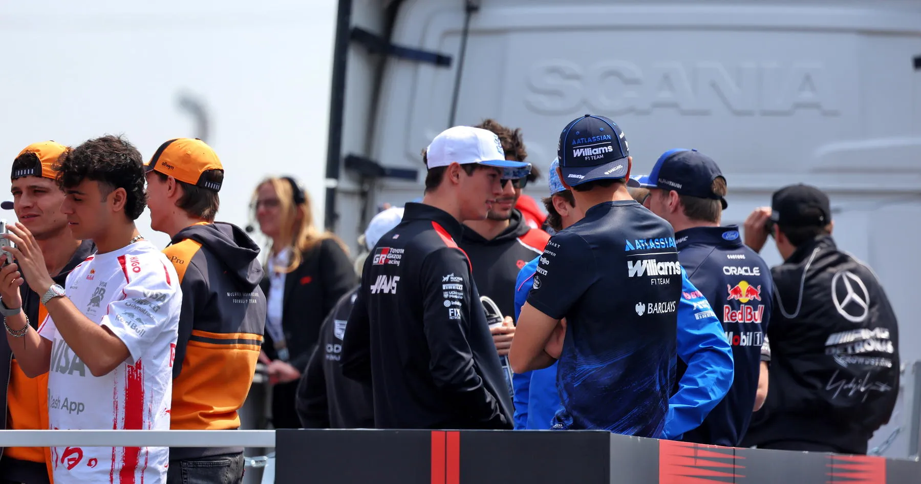 Keinginan Utama yang Menyatukan Para Pembalap F1 - sumber: (racingnews365)