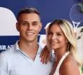 Leandro Trossard dan Laura Hilven Resmi Berpisah Setelah 13 Tahun