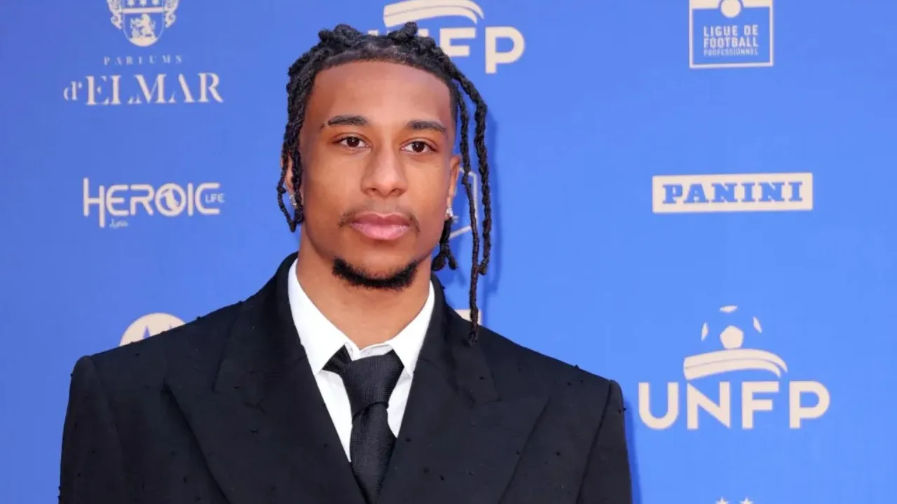 Michael Olise Dinobatkan sebagai Pemain Terbaik Perancis di Luar Negeri