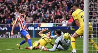PSG Tawarkan Dua Pemain ke Atletico dalam Negosiasi Alvarez
