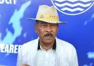 Umuh Sentil Persib Pantang Remehkan PSM di Papan Bawah