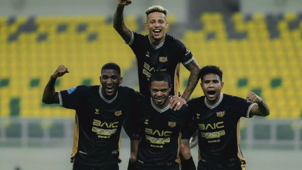 Alex Martins: Pilar Konsistensi Selama Tiga Musim Beruntun di Lapangan Hijau - sumber: (ileagueid)