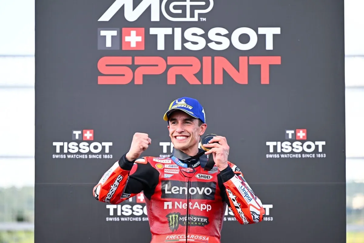 Aprilia Tak Menganggap Remeh Marquez di Perebutan Gelar 2026 - sumber: (motorsport)