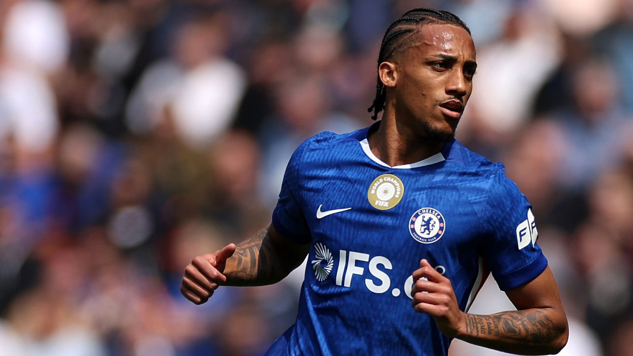 Barcelona Intensifkan Upaya untuk Gaet Joao Pedro dari Chelsea