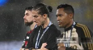 Bayer Leverkusen Bidik Filipe Luis untuk Gantikan Hjulmand