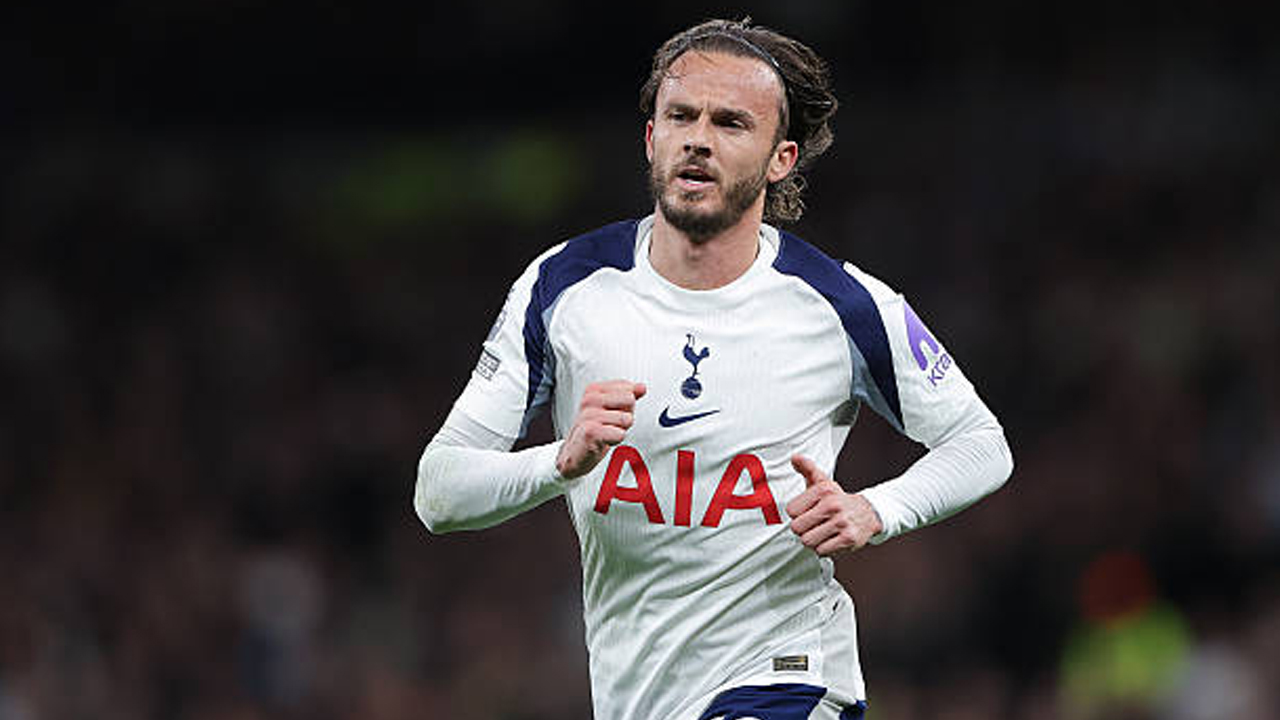 Daniel Farke Yakin James Maddison Bisa Selamatkan Tottenham dari Degradasi