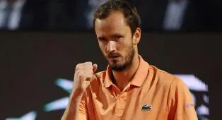 Daniil Medvedev Terseok-Seok, Tapi Siap Duel Kontra Jannik Sinner Di Roma