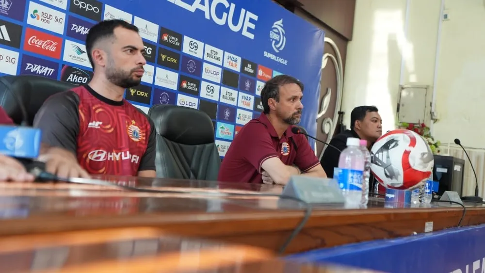 Persija Targetkan Kemenangan Penuh dalam Duel Penting di Kediri - sumber: (ileagueid)