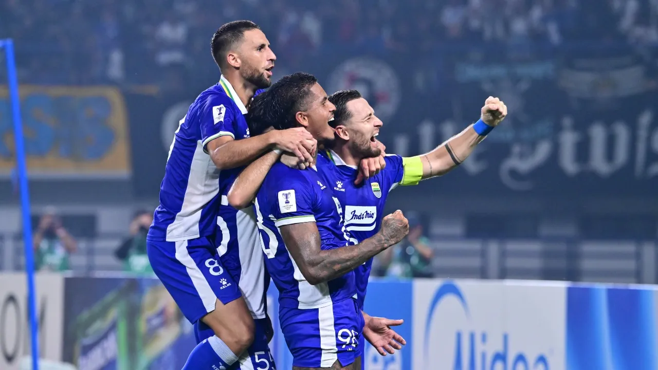 Persib lolos verifikasi klub profesional AFC