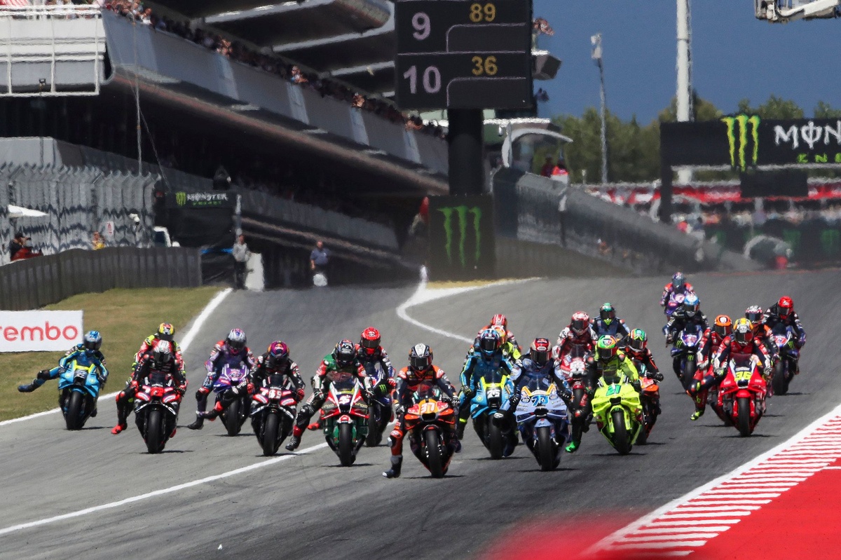 Alex Marquez Menangi Sprint Catalan GP, Martin Terjatuh
