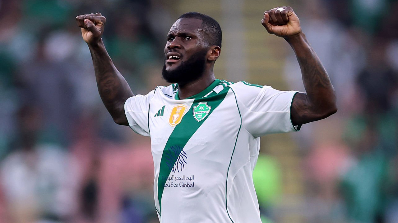 AS Roma Siap Ganggu Juventus dalam Perburuan Franck Kessie