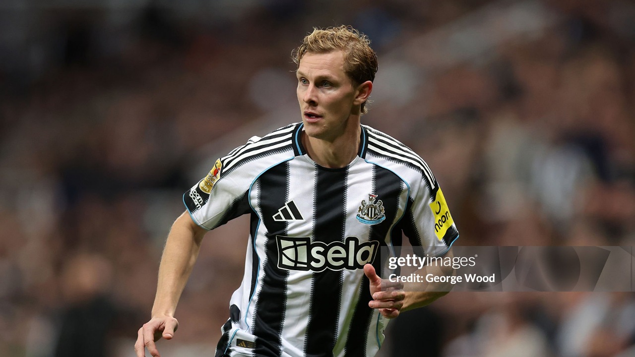 Emil Krafth Tinggalkan Newcastle Usai Tujuh Tahun