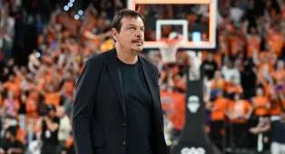Ergin Ataman Balas Komentar Pemilik Hapoel Tel Aviv